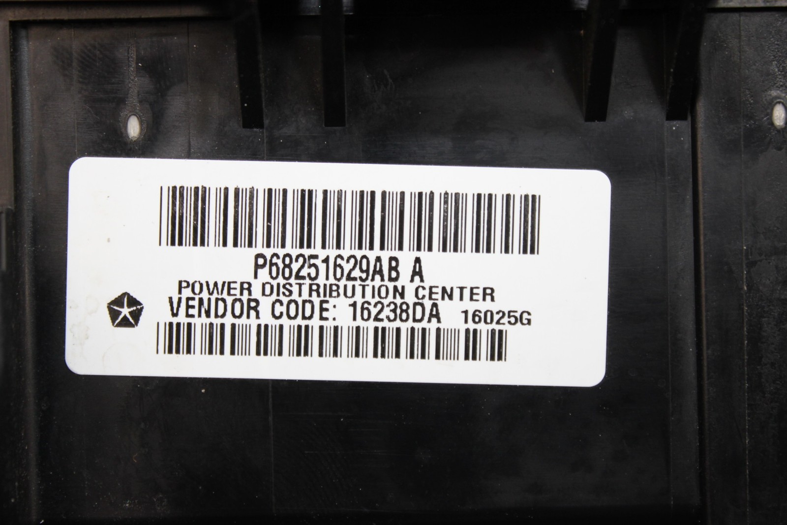 16-17 DURANGO FUSE RELAY BOX JUNCTION TOTALLY INTEGRATED POWER MODULE 68251629