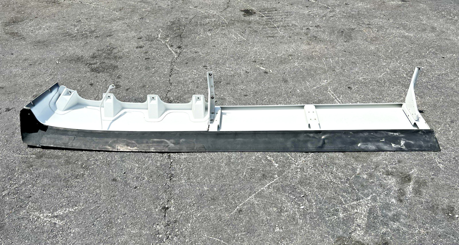 2020 Kenworth T680 Sleeper Fairing Left Driver Side Set of 2 Assembly White