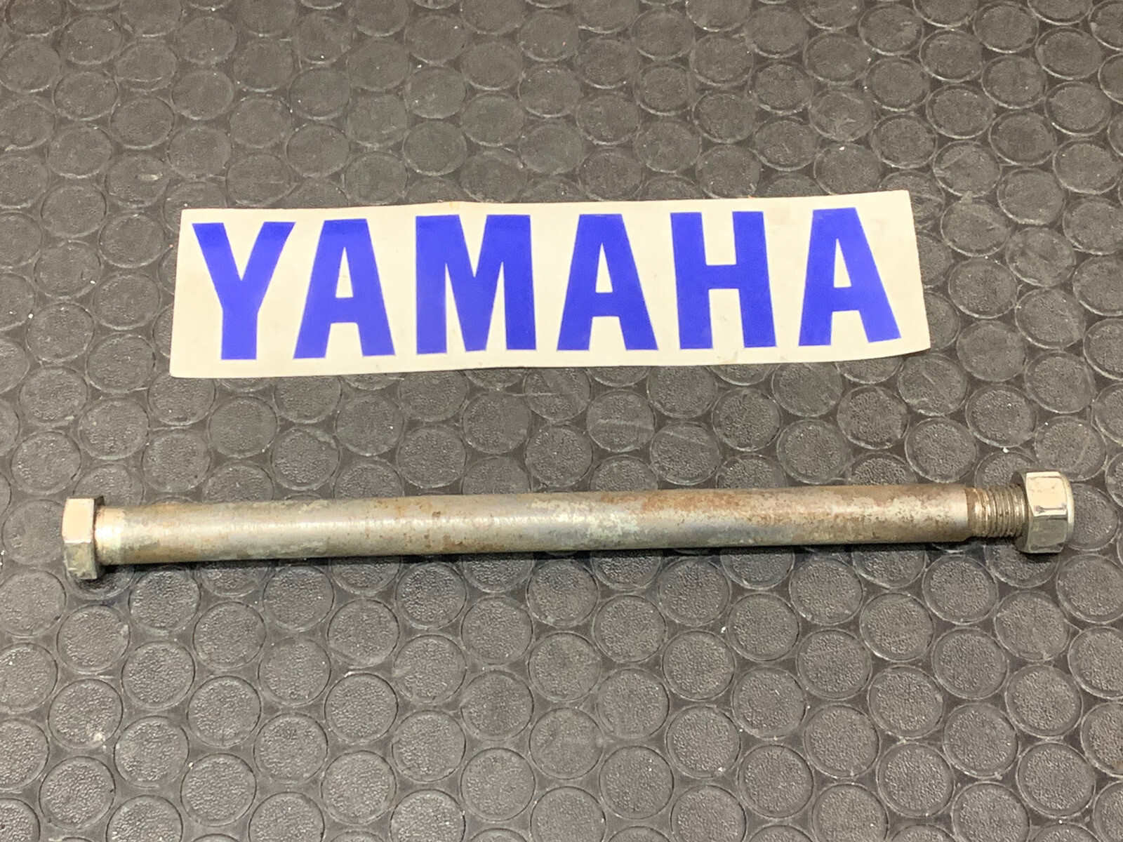 YAMAHA BLASTER YFS200 OEM REAR SWINGARM PIVOT ARM SHAFT BOLT & NUT 🔥FAST SHIP🔥