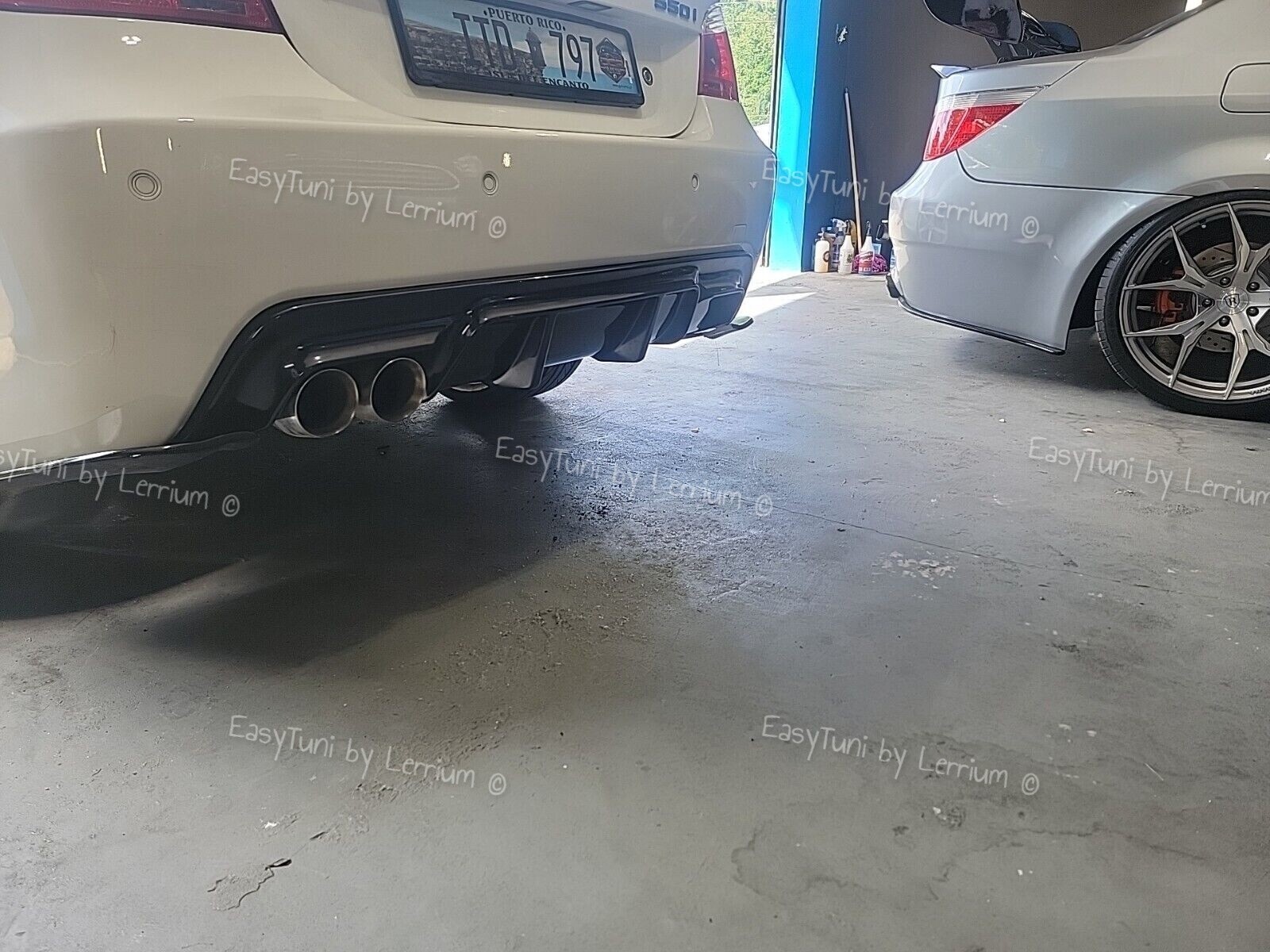 BMW E60 BMW E61 rear diffuser for m tech m sport bumpers abs plastic ( NON M5 )