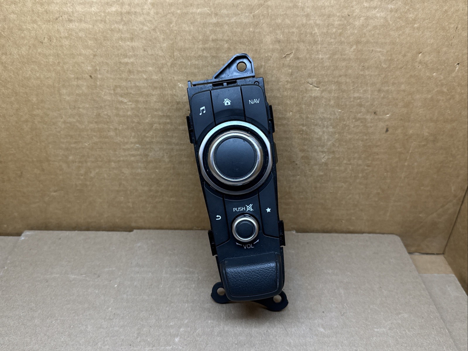 2016-2018 Toyota Yaris iA Control Switch Audio Radio Navigation DB5J 66 CM0