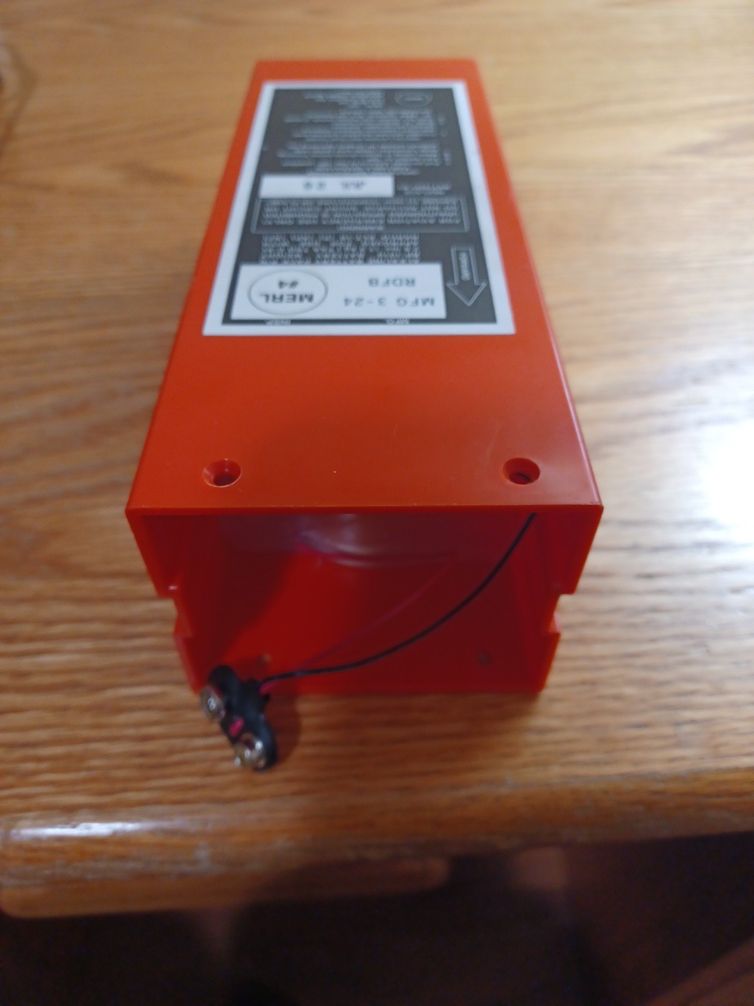 MERL, INC ELT BATTERY PACK- 2 year Battery, for use with Narco ELT 10. -Expired