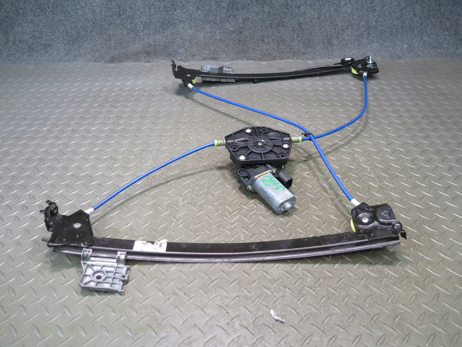 2008-2019 MASERATI GRANTURISMO M145 LEFT DOOR WINDOW REGULATOR W MOTOR