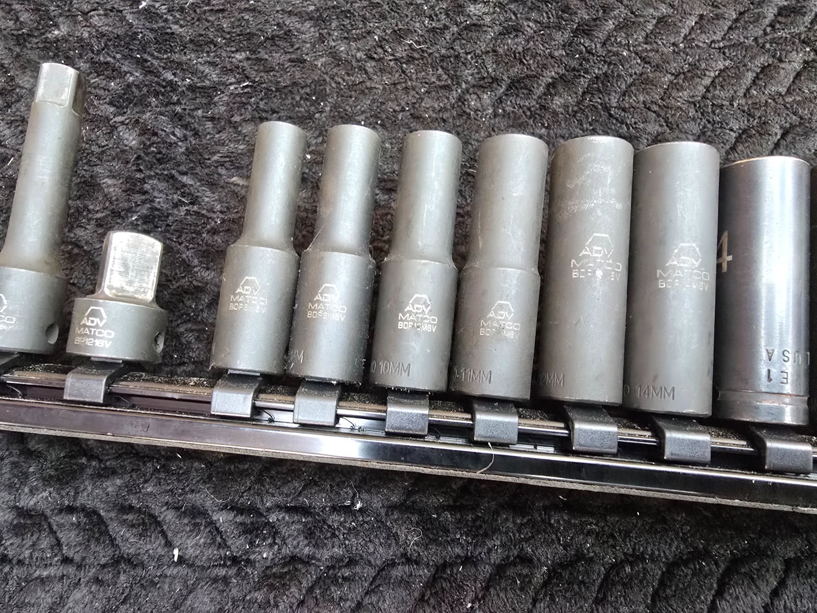 MATCO TOOLS 13 PIECE 3/8″ METRIC 6 POINT ADV DEEP IMPACT SOCKET SET SBDPM136V