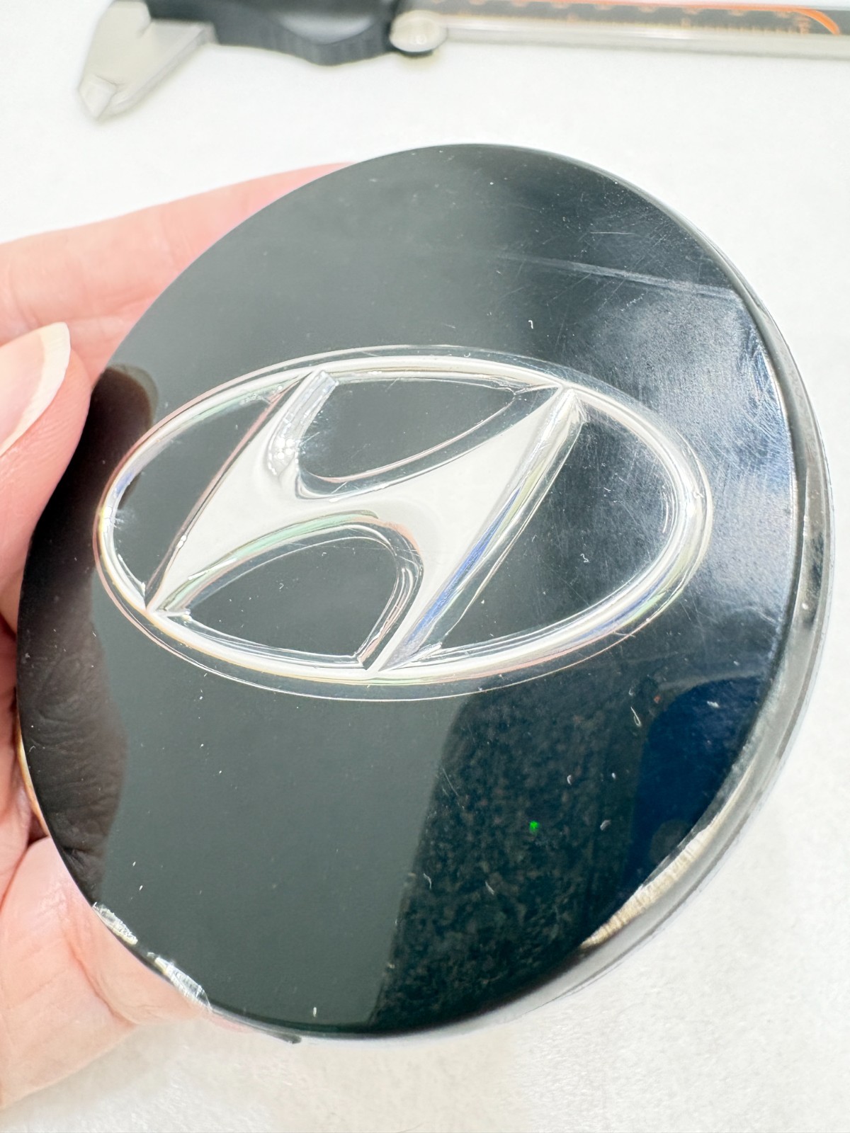 OEM Hyundai Sonata Tucson Wheel Center Caps Set of 4 Black 60mm 52960-L1100