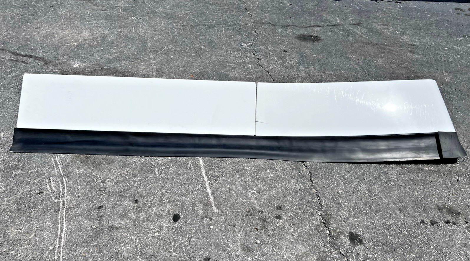 2020 Kenworth T680 Sleeper Fairing Left Driver Side Set of 2 Assembly White