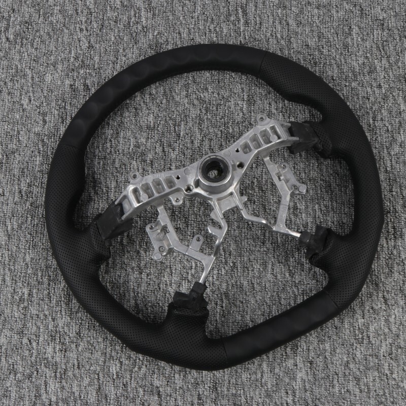 Leather Steering Wheel Customized For Toyota 4Runner 2003-2009/ Tacoma 2005-2011