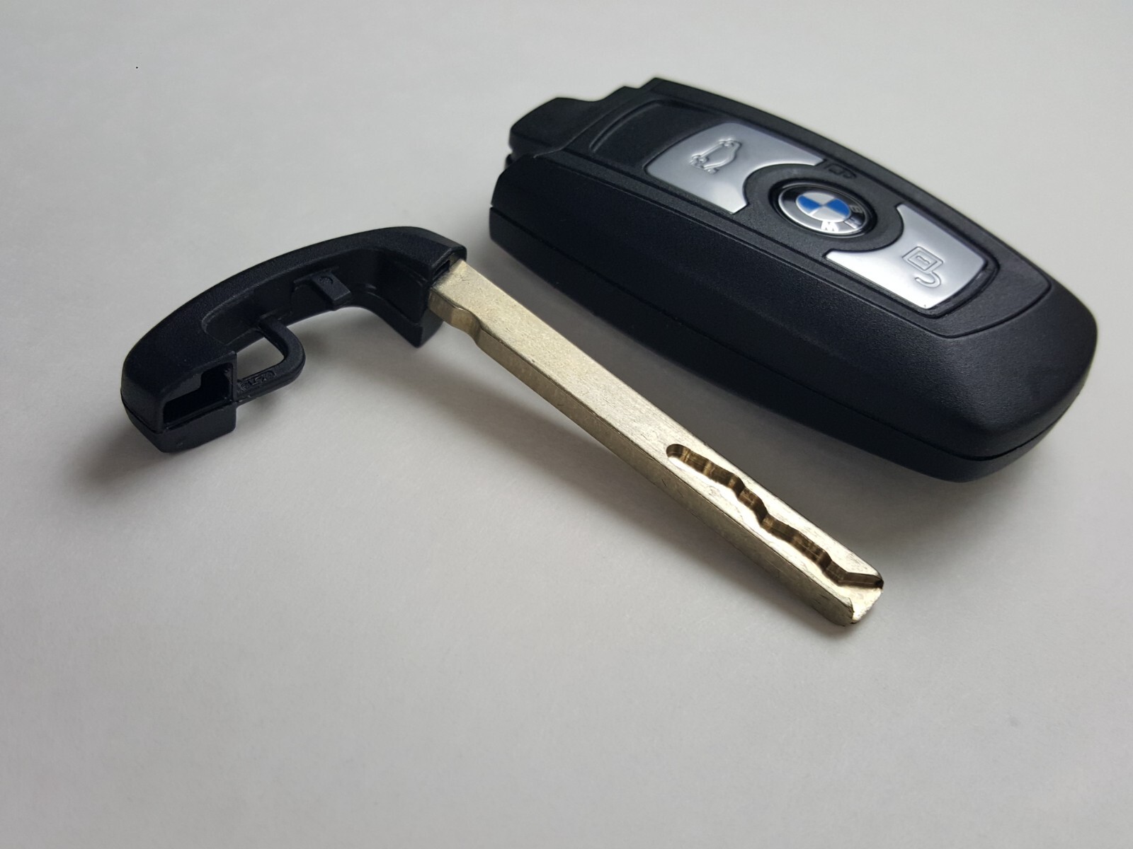 FOR PARTS ONLY ORIGINAL BMW OEM SMART KEY LESS REMOTE FOB 3-BUTTON 434MHz CAR US