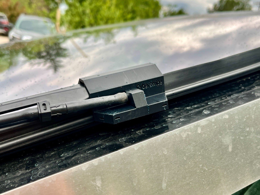 CyberTruck Wiper Accessory for Spray Nozzle