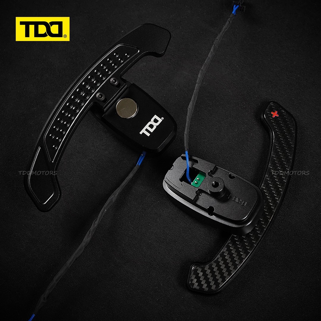 Glossy Carbon Fiber/Aluminum Alloy Paddle Shifter For Mercedes Benz AMG