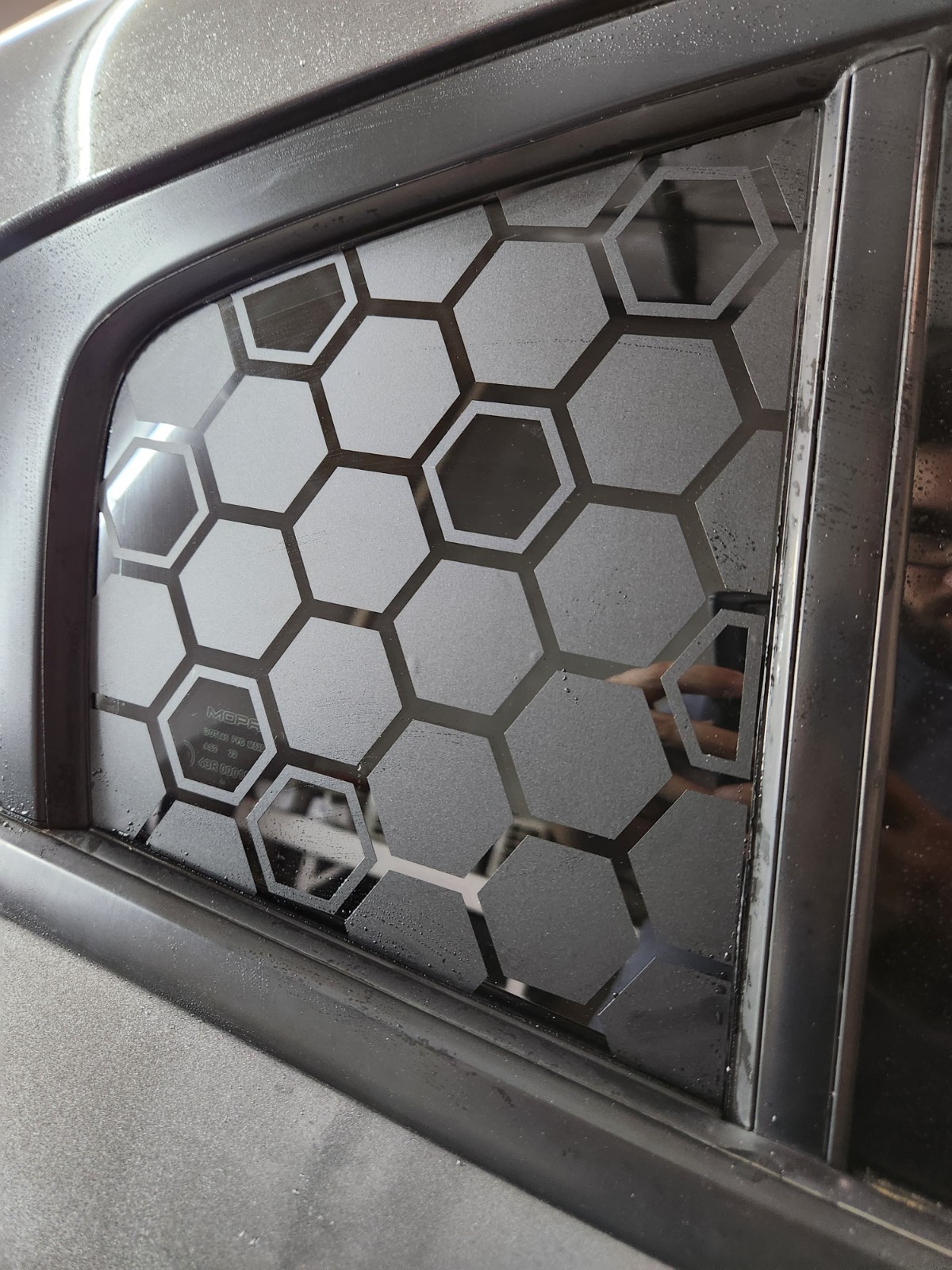 Honeycomb Hexagon Window Decals Outline(Set of 2) – Dodge Charger Vinyl Stickers