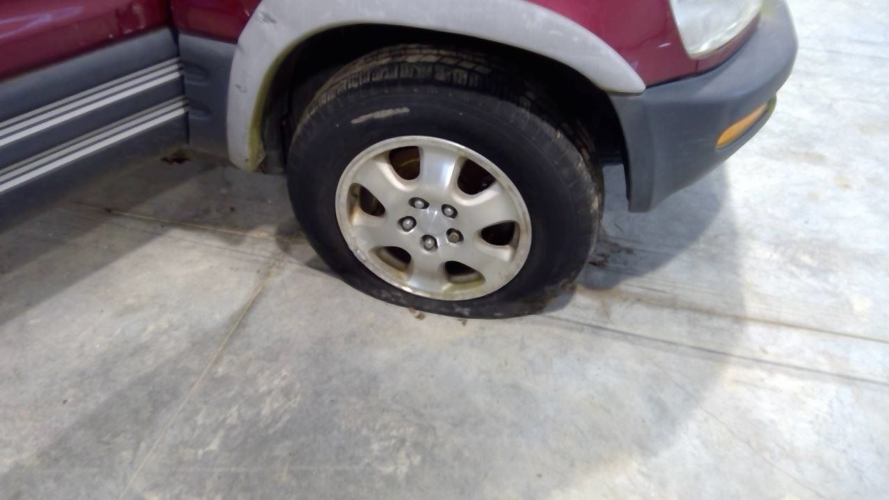 Passenger Lower Control Arm Front Alloy Wheel Fits 96-00 RAV4 3764015