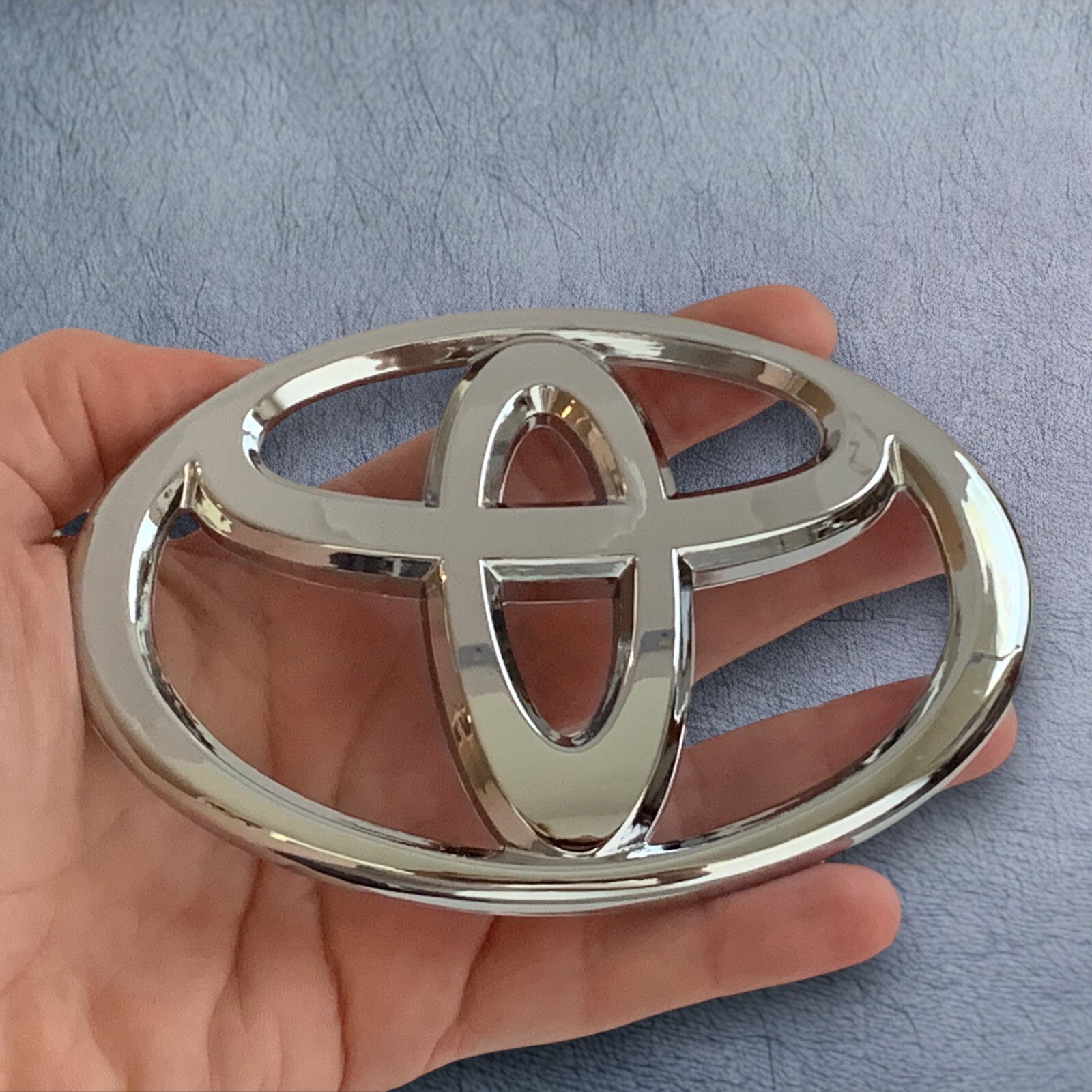 Toyota Grill Emblem Chrome Logo Badge for Corolla Camry Matrix