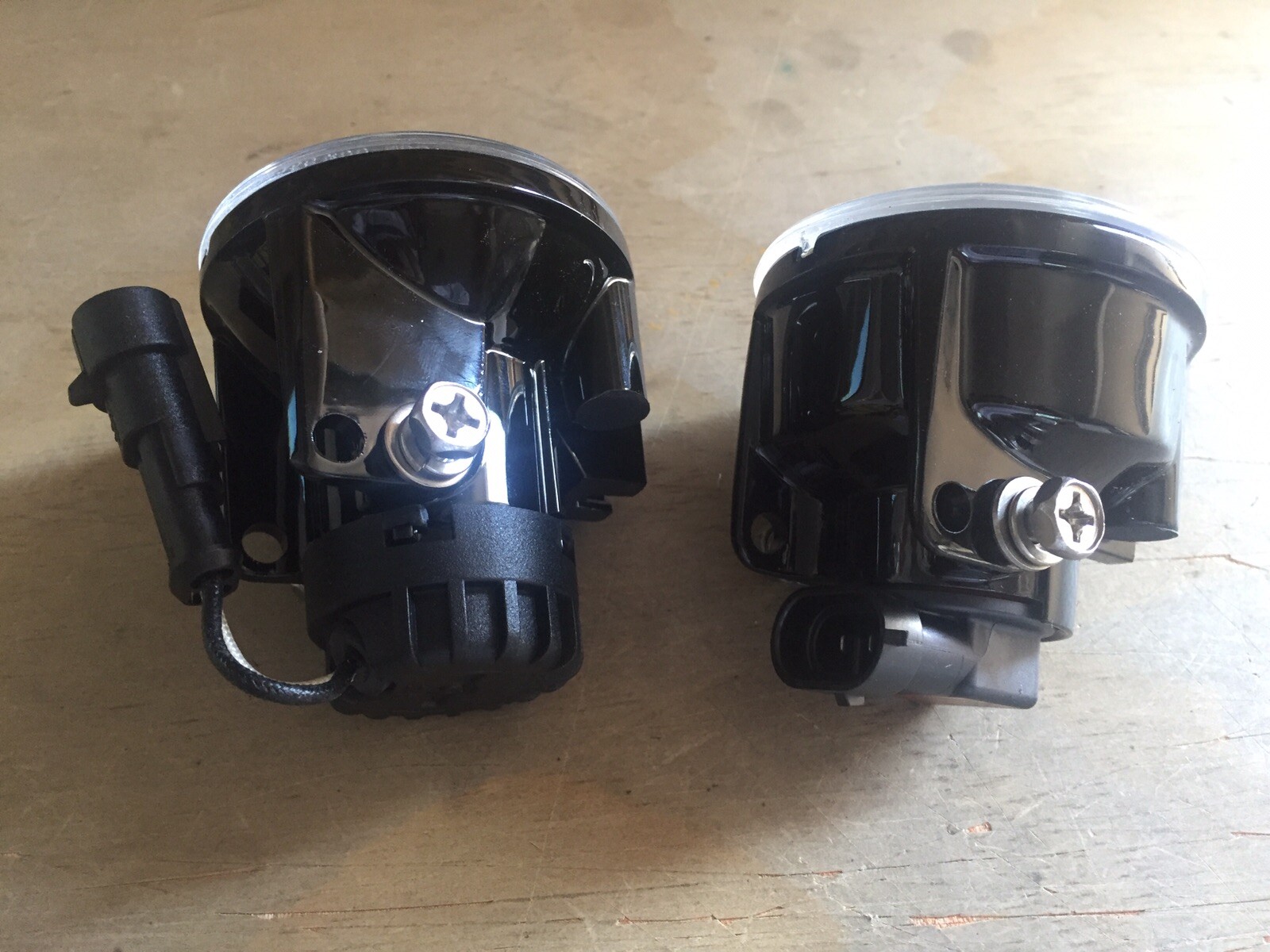 Brabus Front Bumber Fog Light #216-252-01 Mercedes Benz Set Of 2 Pcs genuine