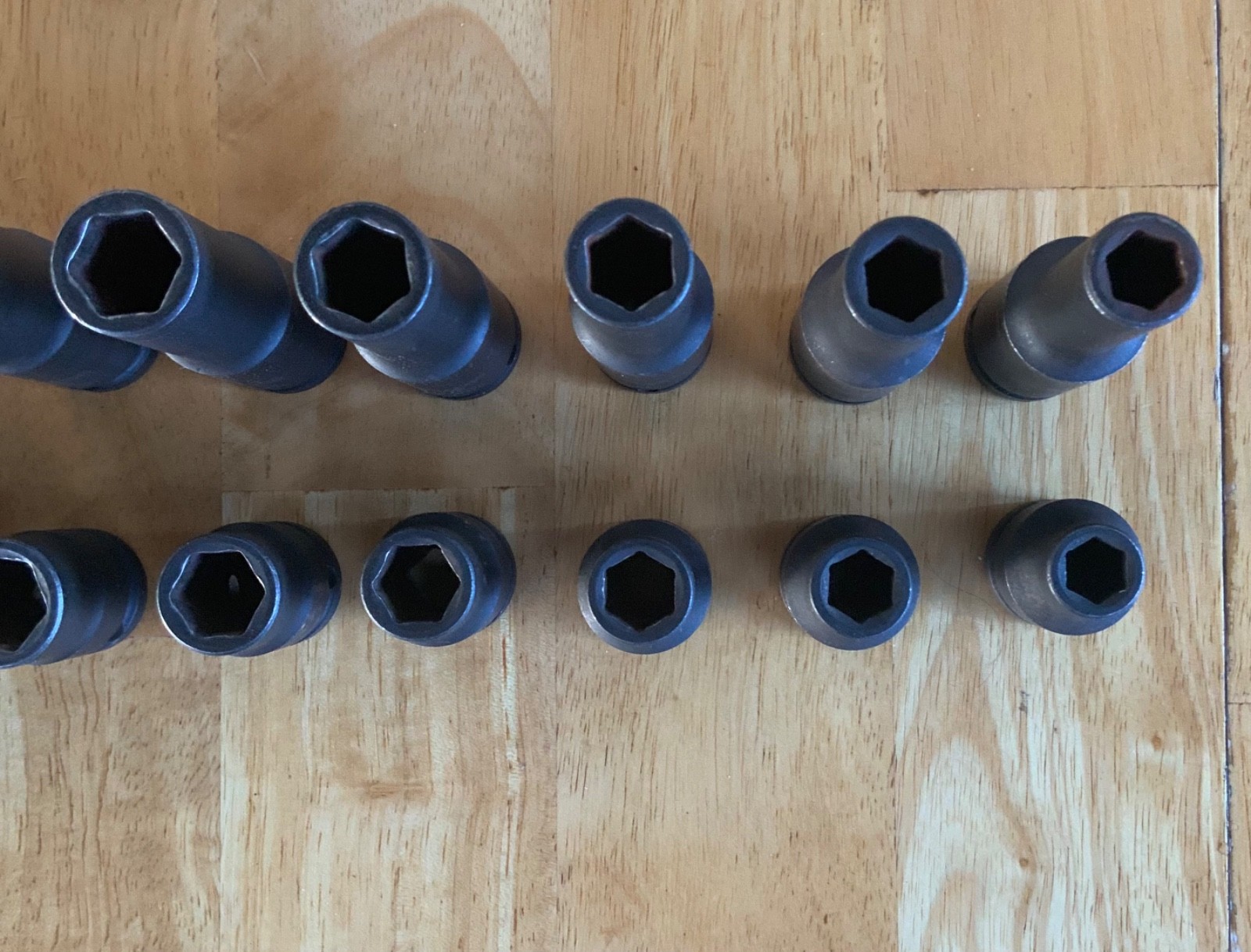 MAC TOOLS EXPERT E041641 30-PC. 6-PT. 1/2“ DRIVE METRIC IMPACT SOCKET SET – USED