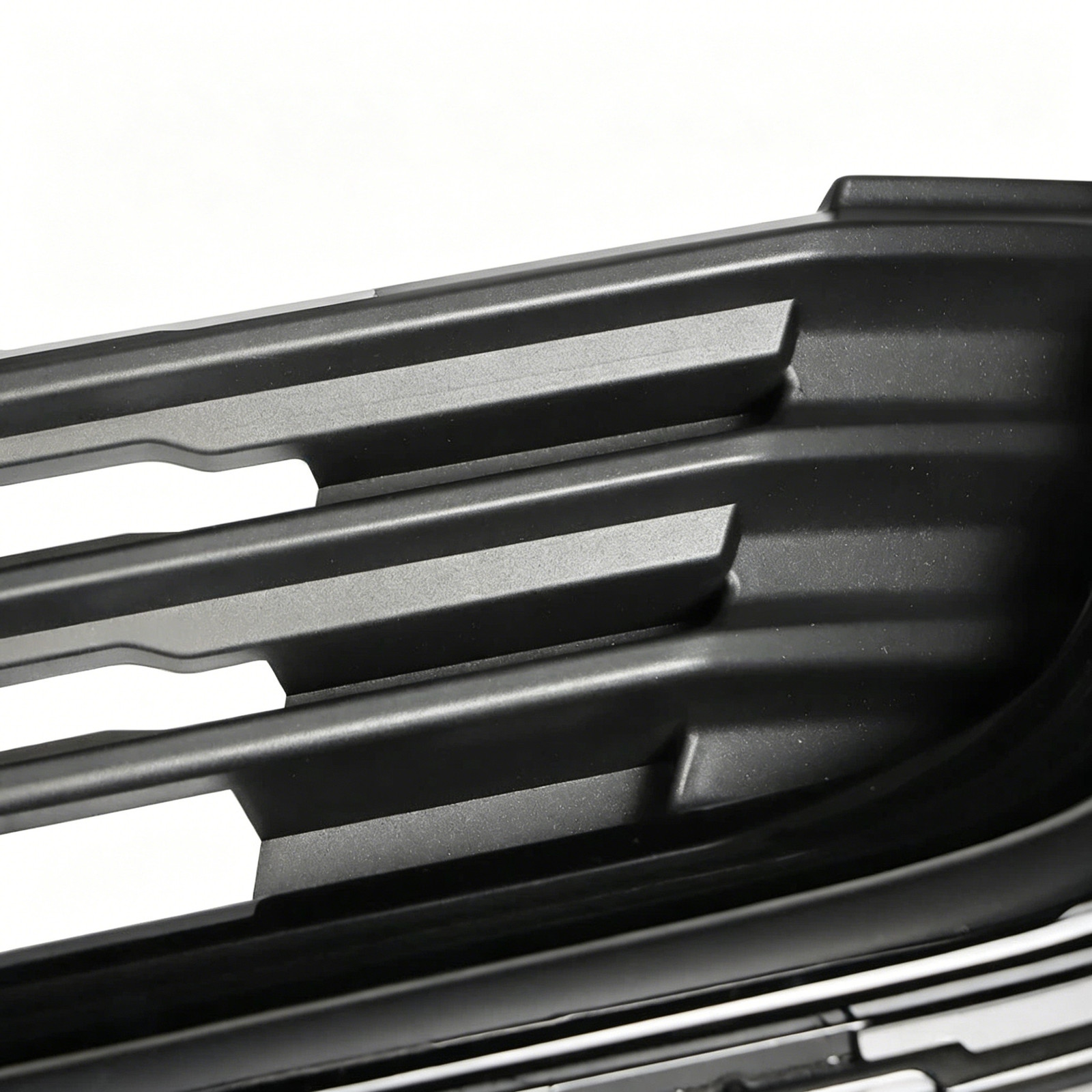 84270791 Front Grille Glossy Black For Chevrolet Colorado 2015 2016 2017-2020