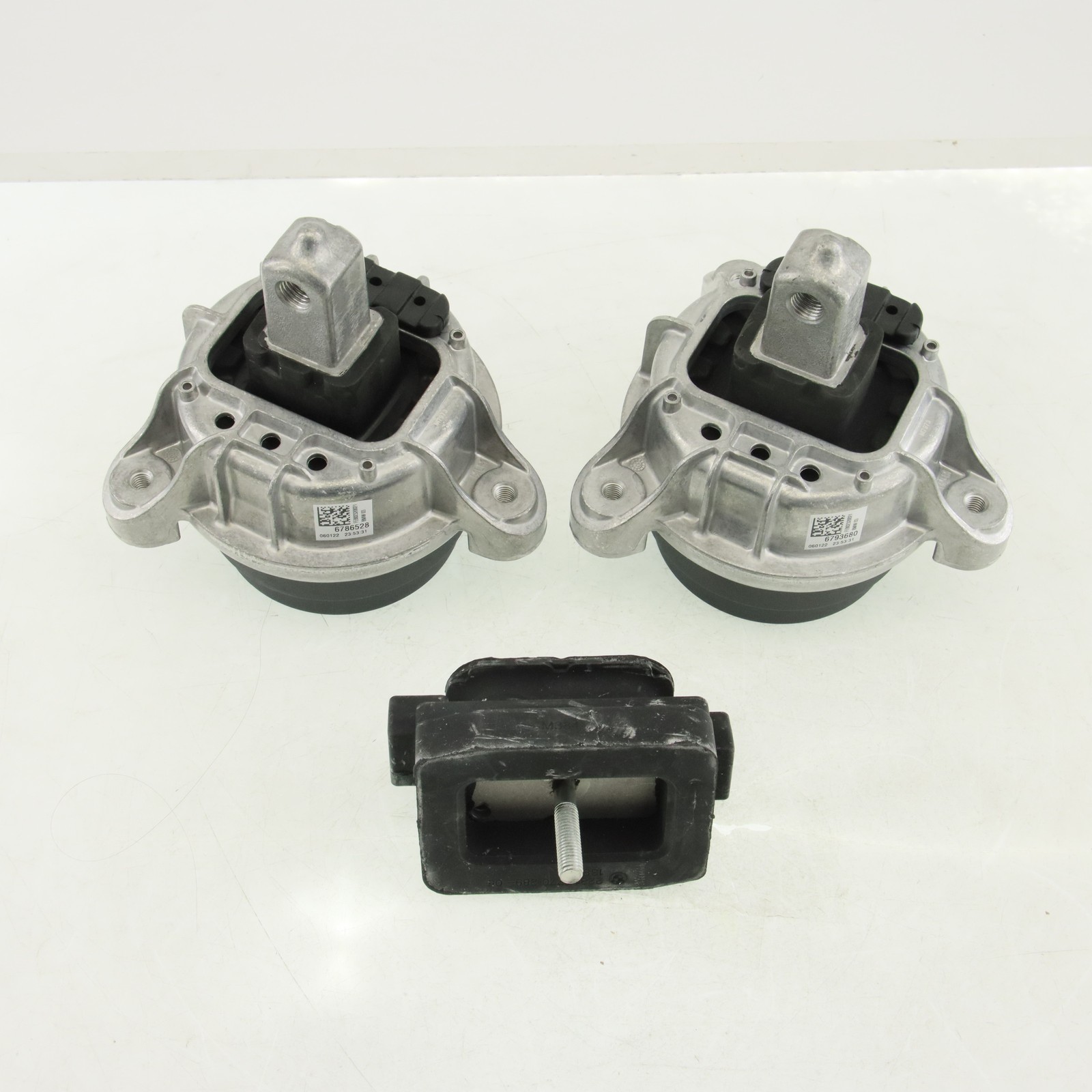 OEM Front Rear Left Right Motor Mount For 13-15 BMW 535i 640i 740i xDrive F01