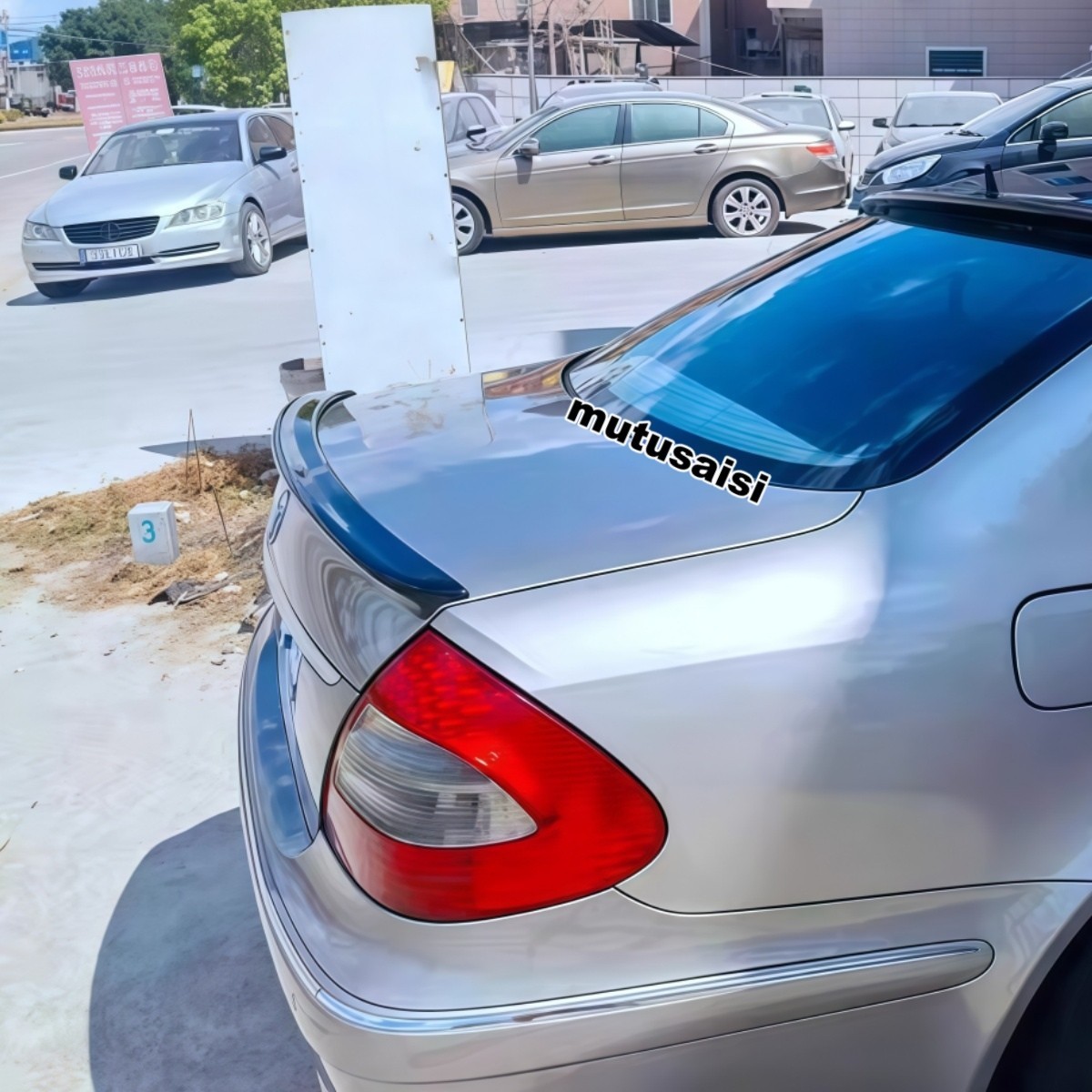 For 03-09 Mercedes W211 E280 E300 E320 E350 Gloss Black AMG Style Trunk Spoiler