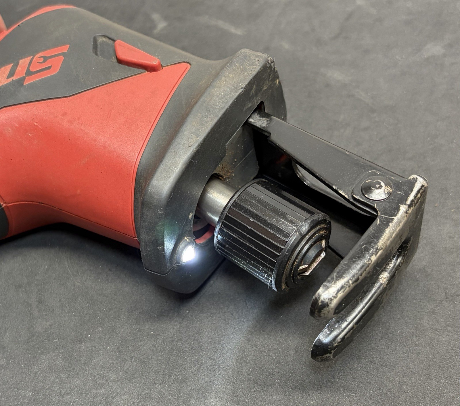 NICE! Snap On CTRS761 RED Reciprocating Saw with 14.4v Lithium Ion Battery