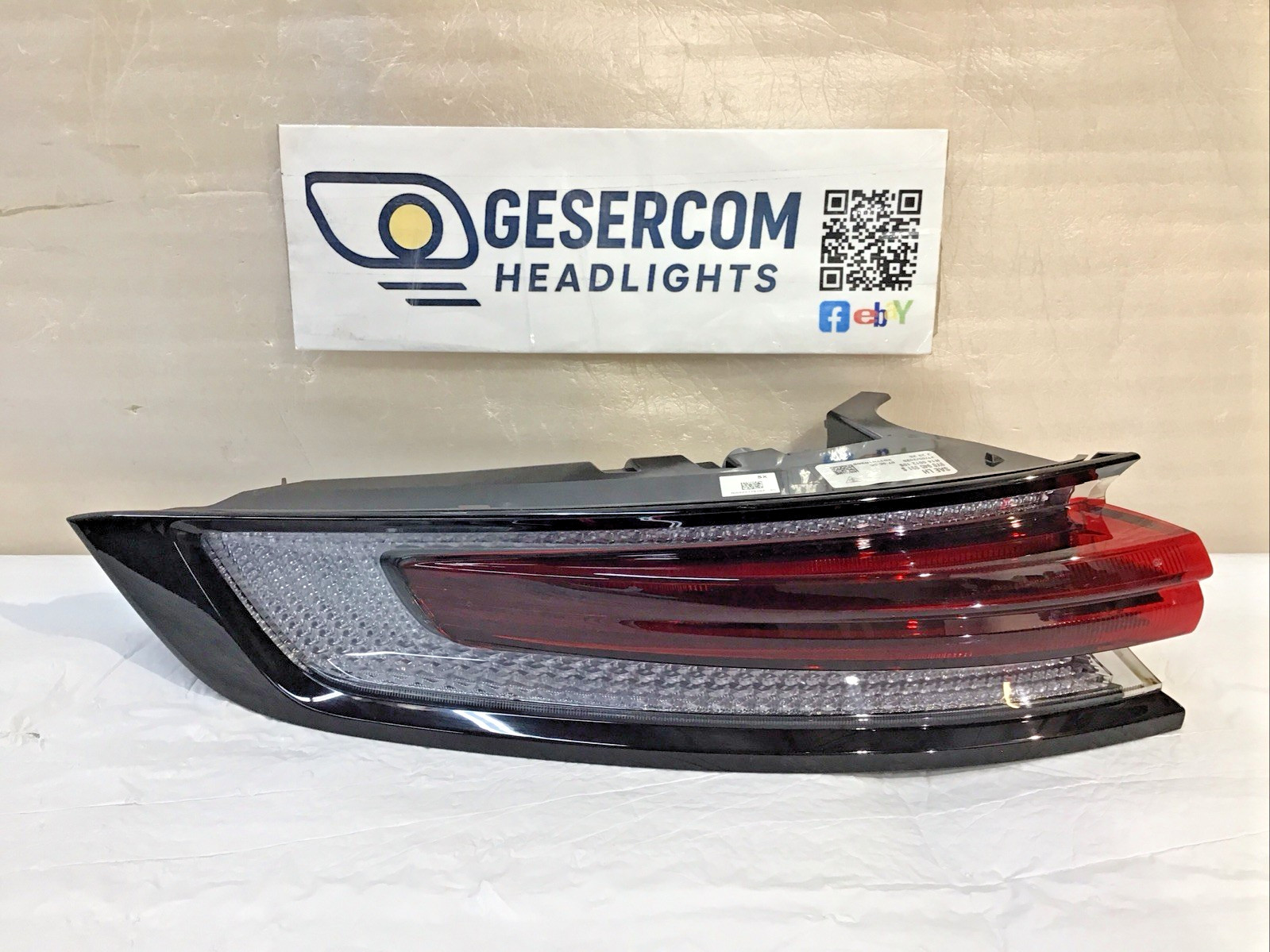 2023-2025 PORSCHE CAYENNE REAR LEFT DRIVER SIDE TAILLIGHT 9Y0 945 091 S OEM