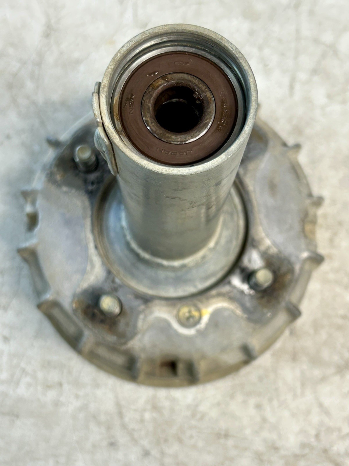 1985 – 87 Honda ATC 250ES Big Red Front Wheel Hub Drum Assembly OEM