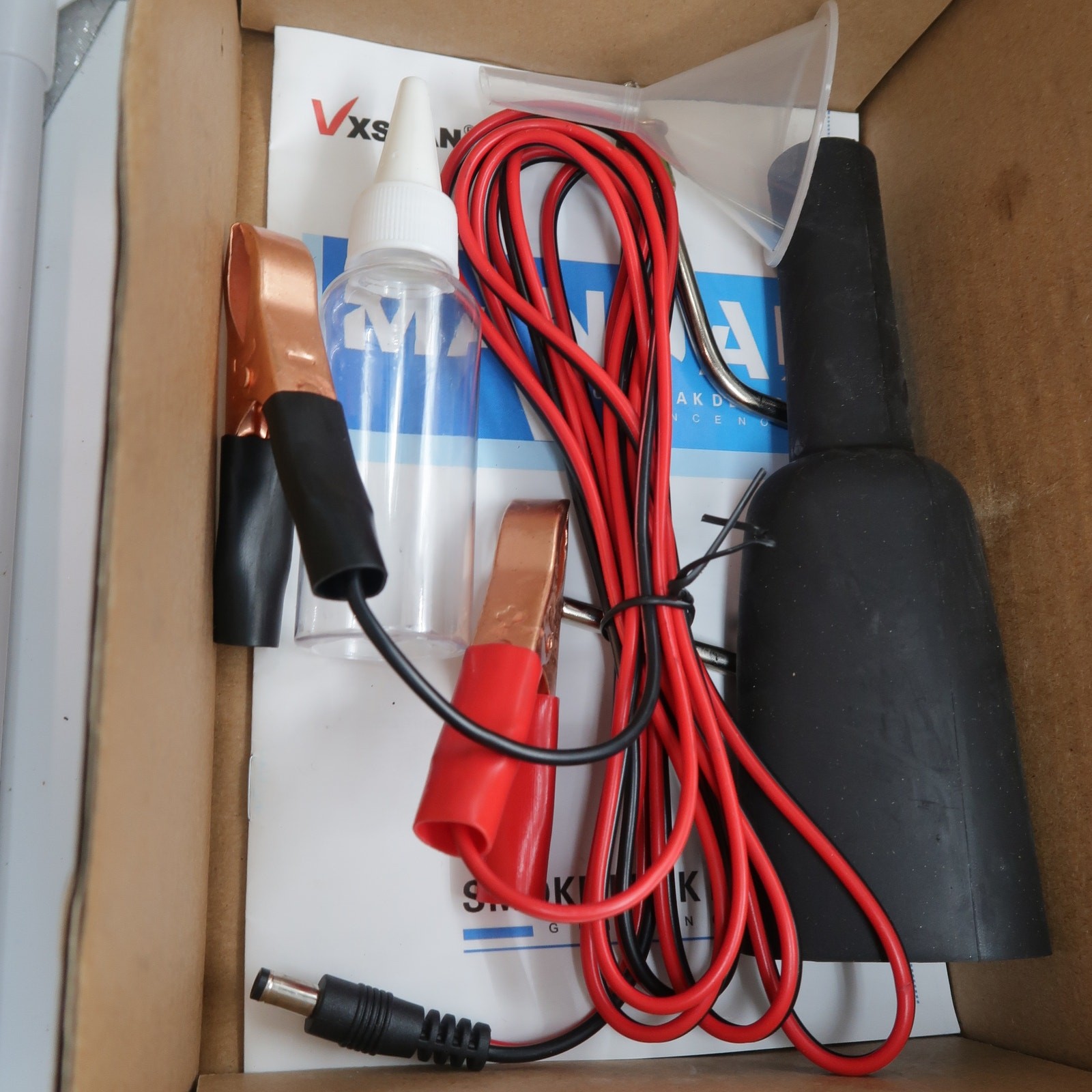 VXSCAN V3 Automotive EVAP Smoke Machine Vacuum Leak Detector Tester Fuel Pipe
