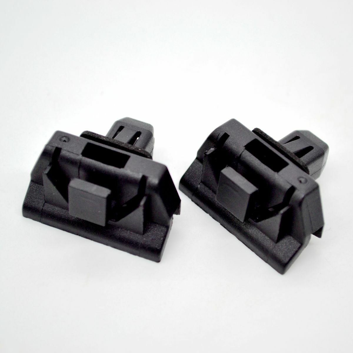 For 01-07 Toyota Highlander Front Rear Bumper Moulding Clip With Sealer Set of 2