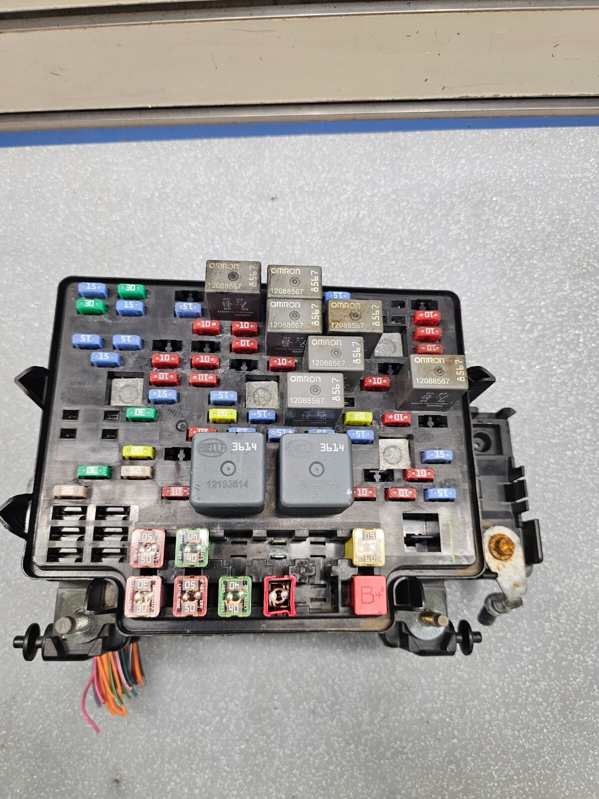 🔥03-06 Chevy Silverado Sierra Power Module Engine Unit Fuse Relay Box Junction