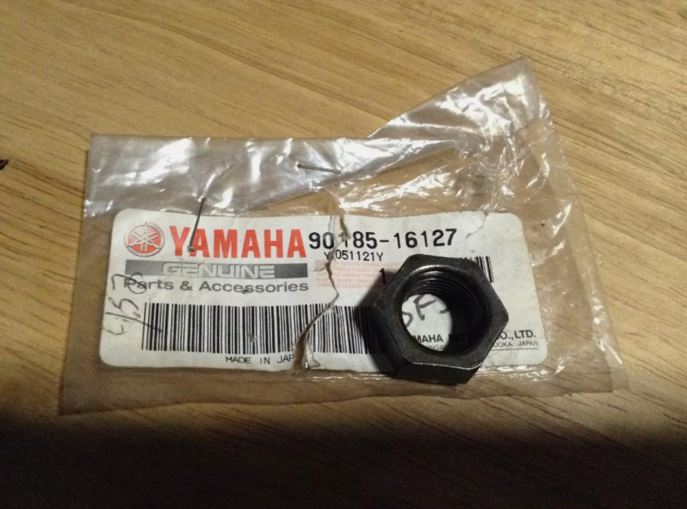 NOS Yamaha 90185-16127 Self-Locking Nut IT200 IT490 TTR250 TY350 YZF600R OEM