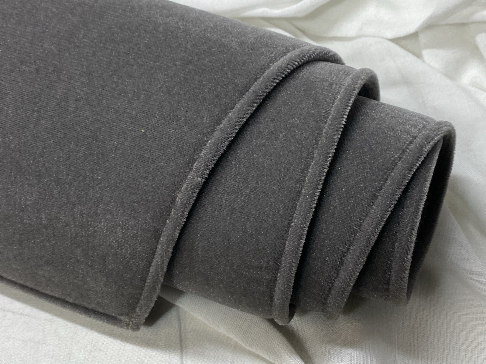 DashMat 71718-00-47 Chevy Silverado 3500 HD 07-14 Velour Gray Custom Dash Cover