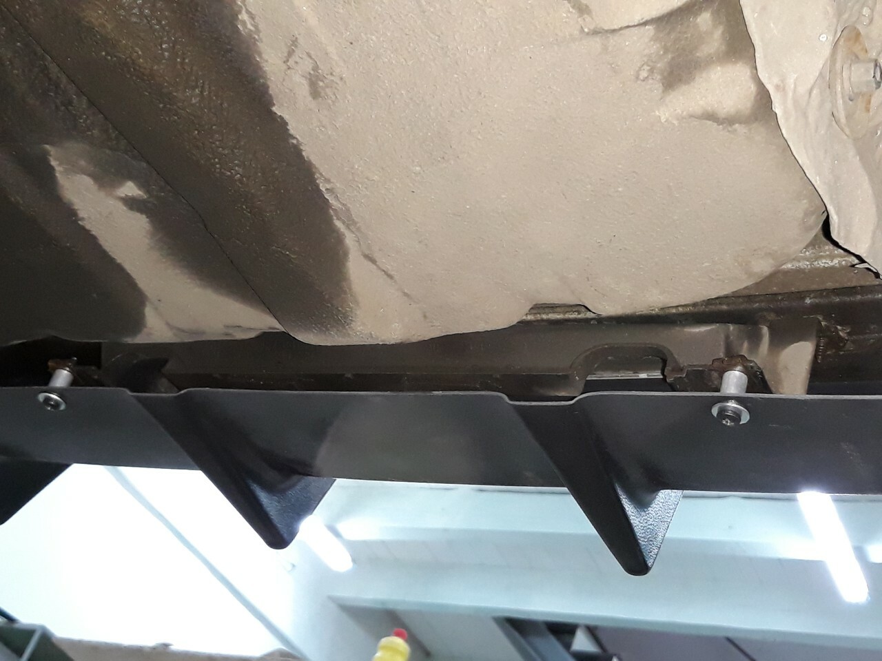 BMW E39 M sport rear diffuser gloss twin exhaust abs plastic video review