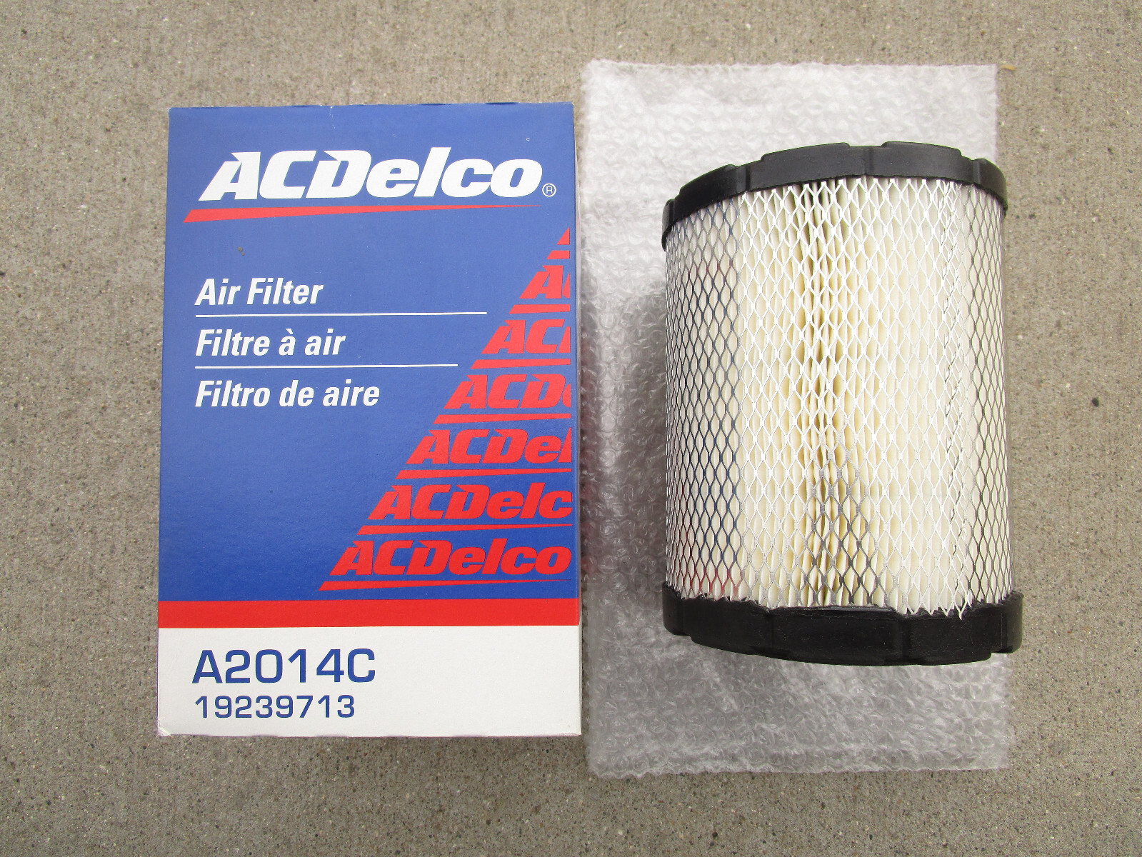 04 – 07 SATURN ION RED LINE 2.0L 4CYL ENGINE AIR FILTER OEM NEW