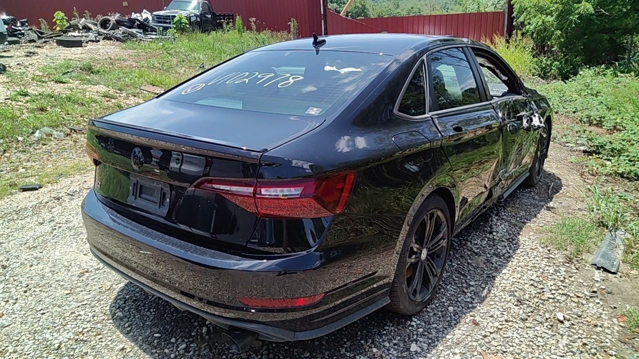 Used Front Center Infotainment Display fits: 2021 Volkswagen Jetta gli display a