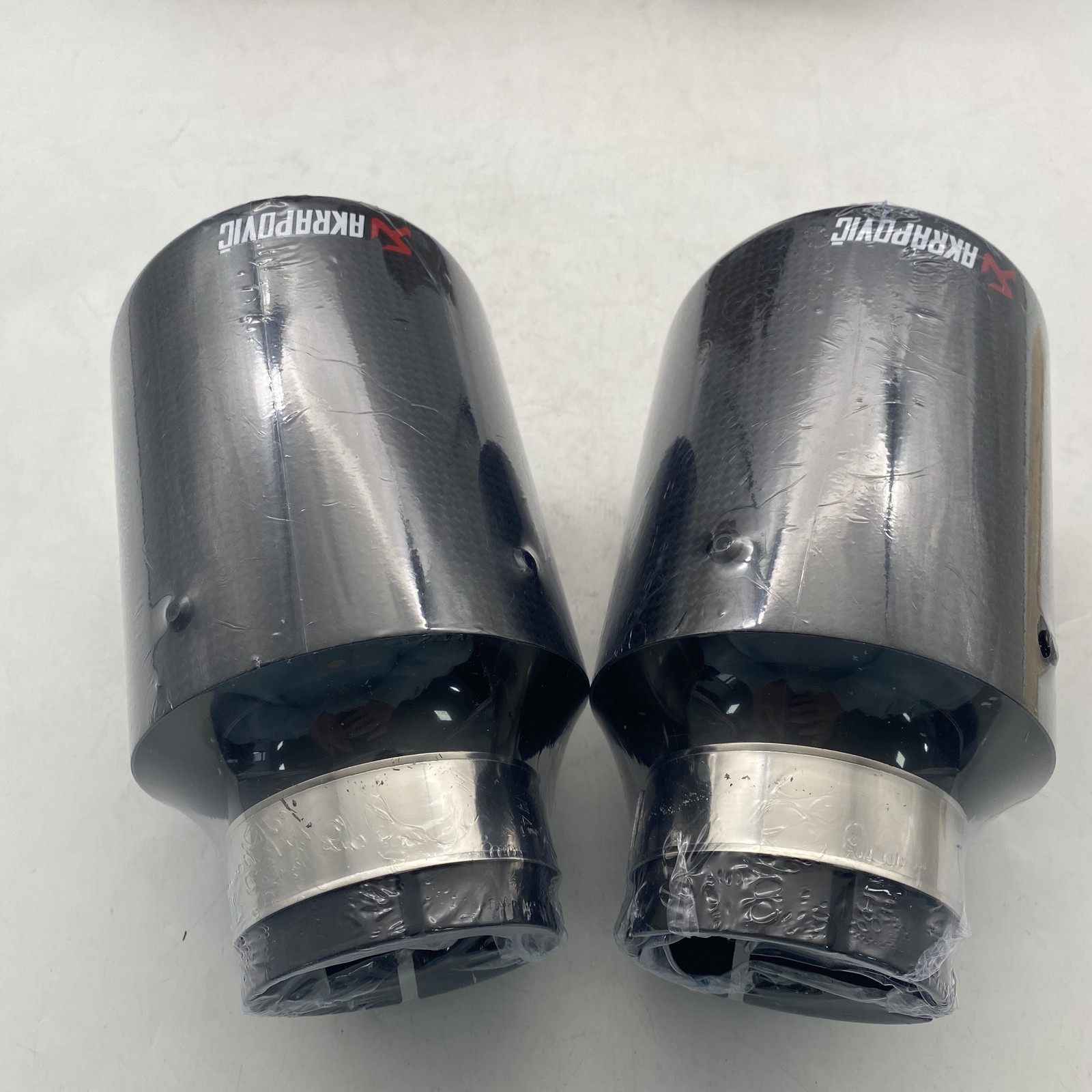 2PCS Glossy Carbon Exhaust Tip 2.5″Out 4″ In 5.25″ L Universal Oval Tailpipe