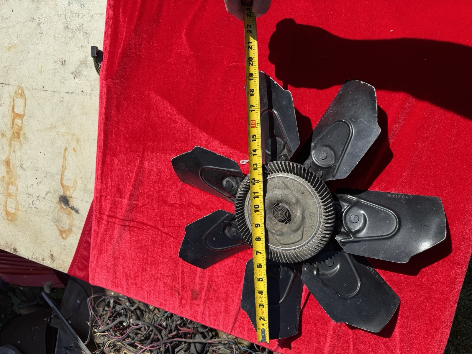 Mopar Challenger Cuda Roadrunner 340 383 440 426 19” 7 Blade Clutch Fan 3462149